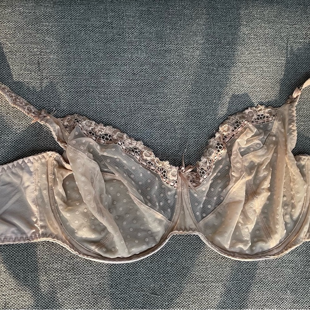 Curvy Kate Underwire Bra in Cream 40H